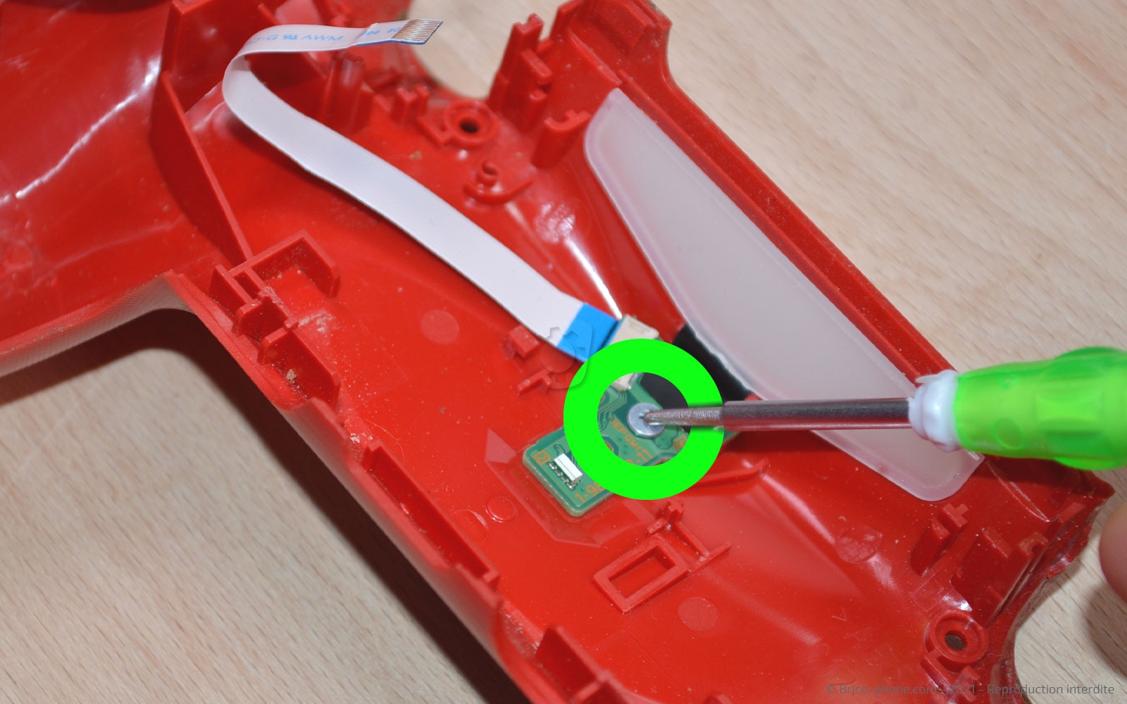 Démontage complet de la manette sur Playstation 4 SLIM photo 1