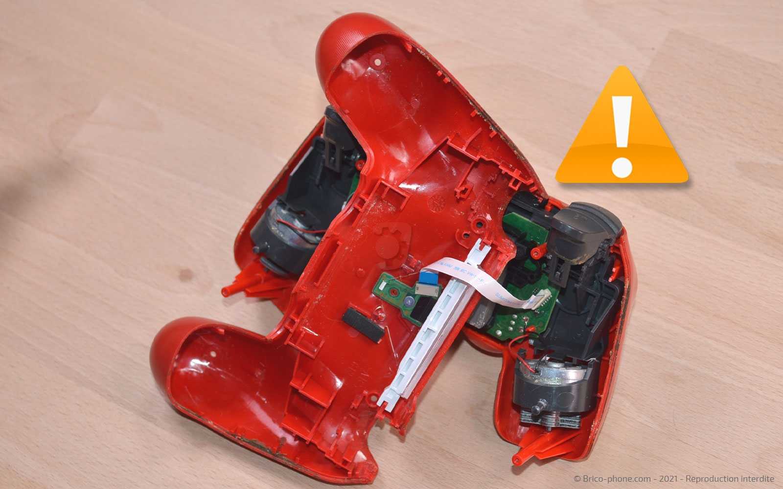 Changement des Joysticks de la manette sur Playstation 4 SLIM photo 3