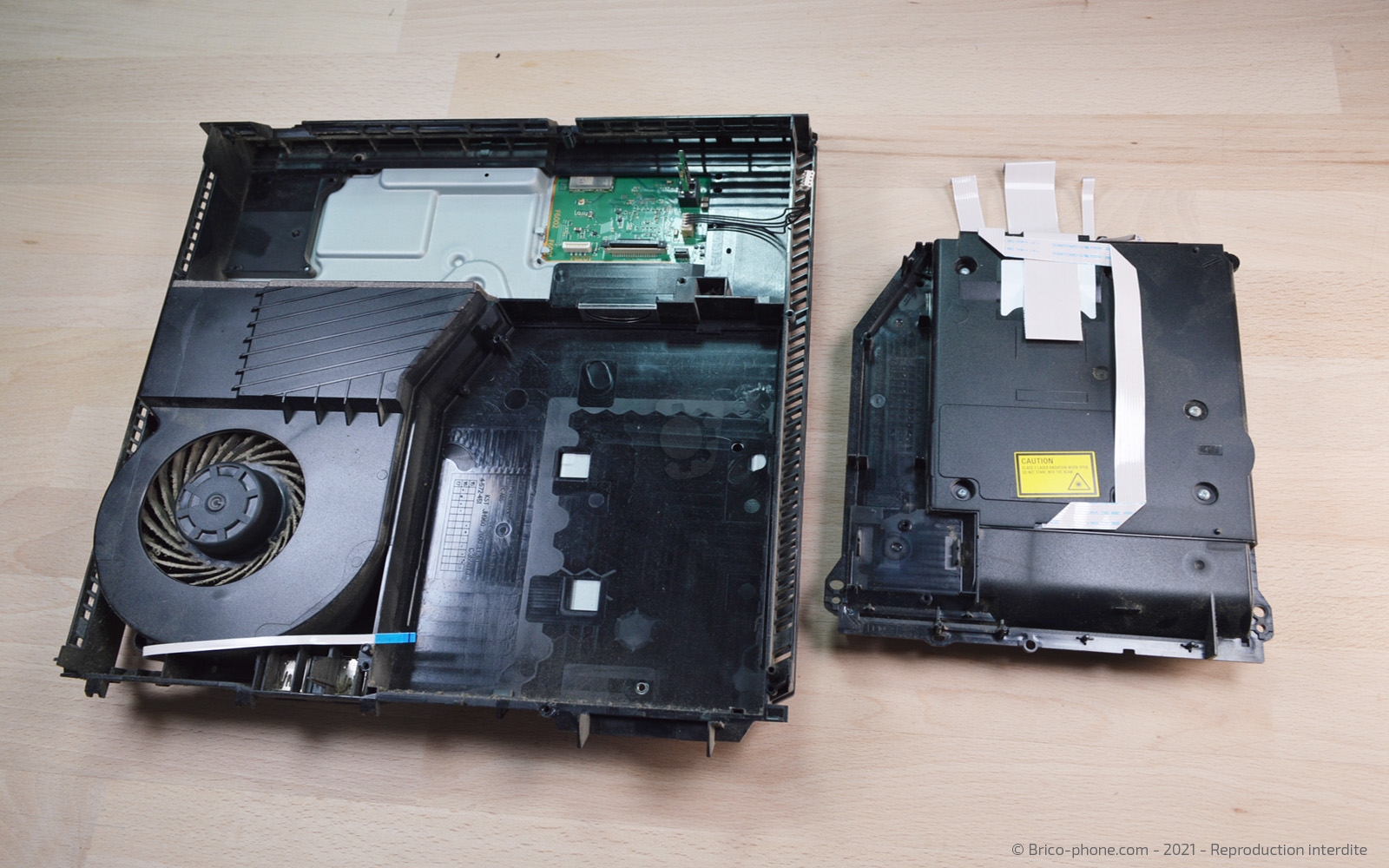 Démontage complet de la Console sur Playstation 4 photo 3