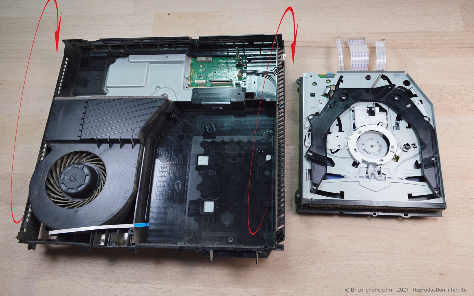 Démontage complet de la Console sur Playstation 4 photo 1