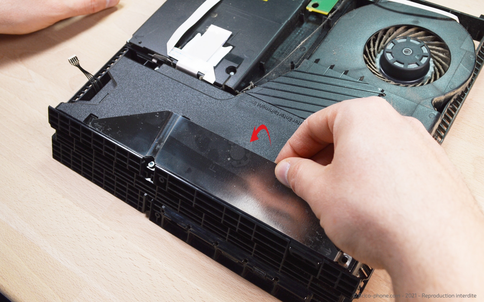 Démontage complet de la Console sur Playstation 4 photo 2