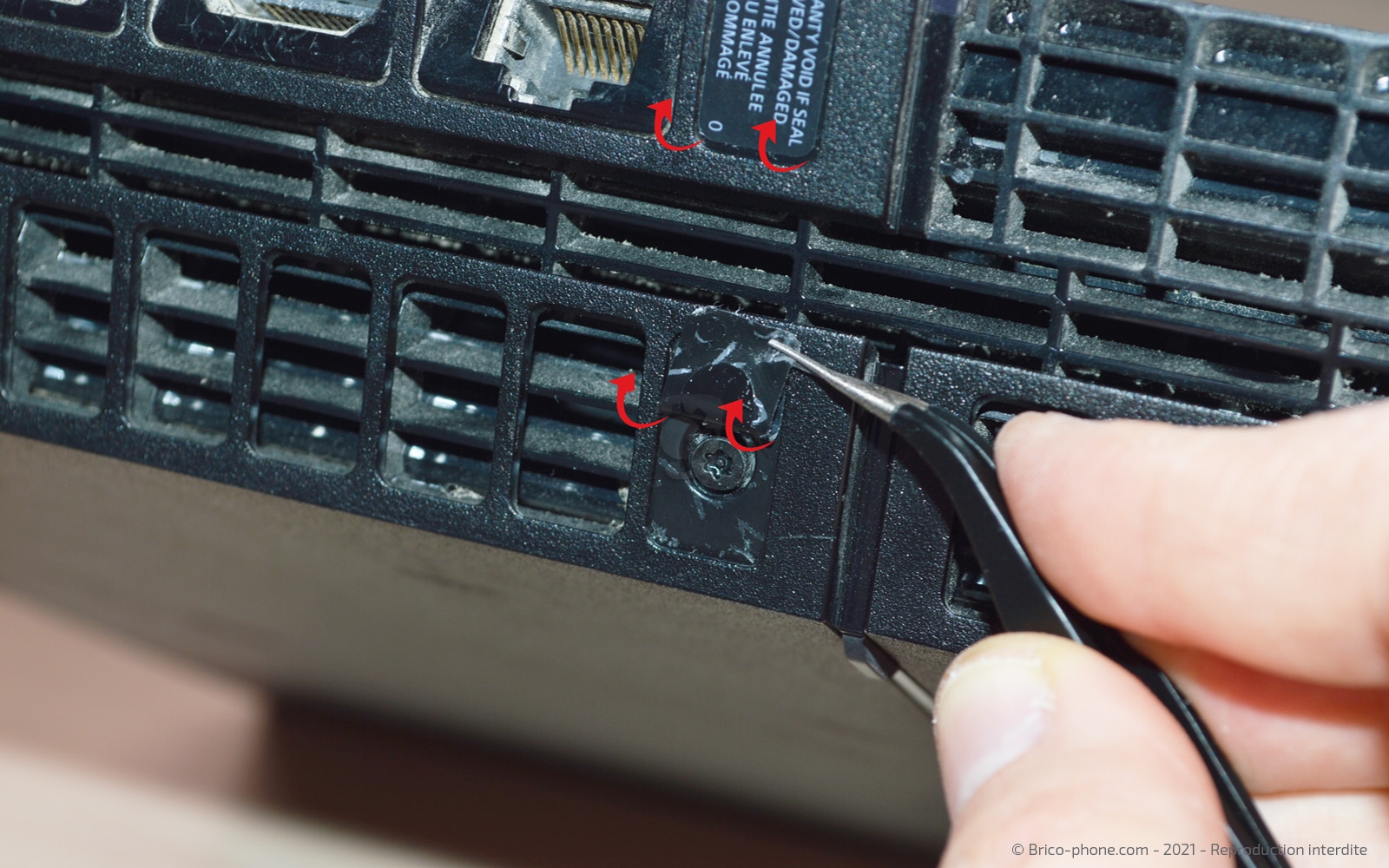 Changement du bloc d'alimentation sur Playstation 4 photo 2