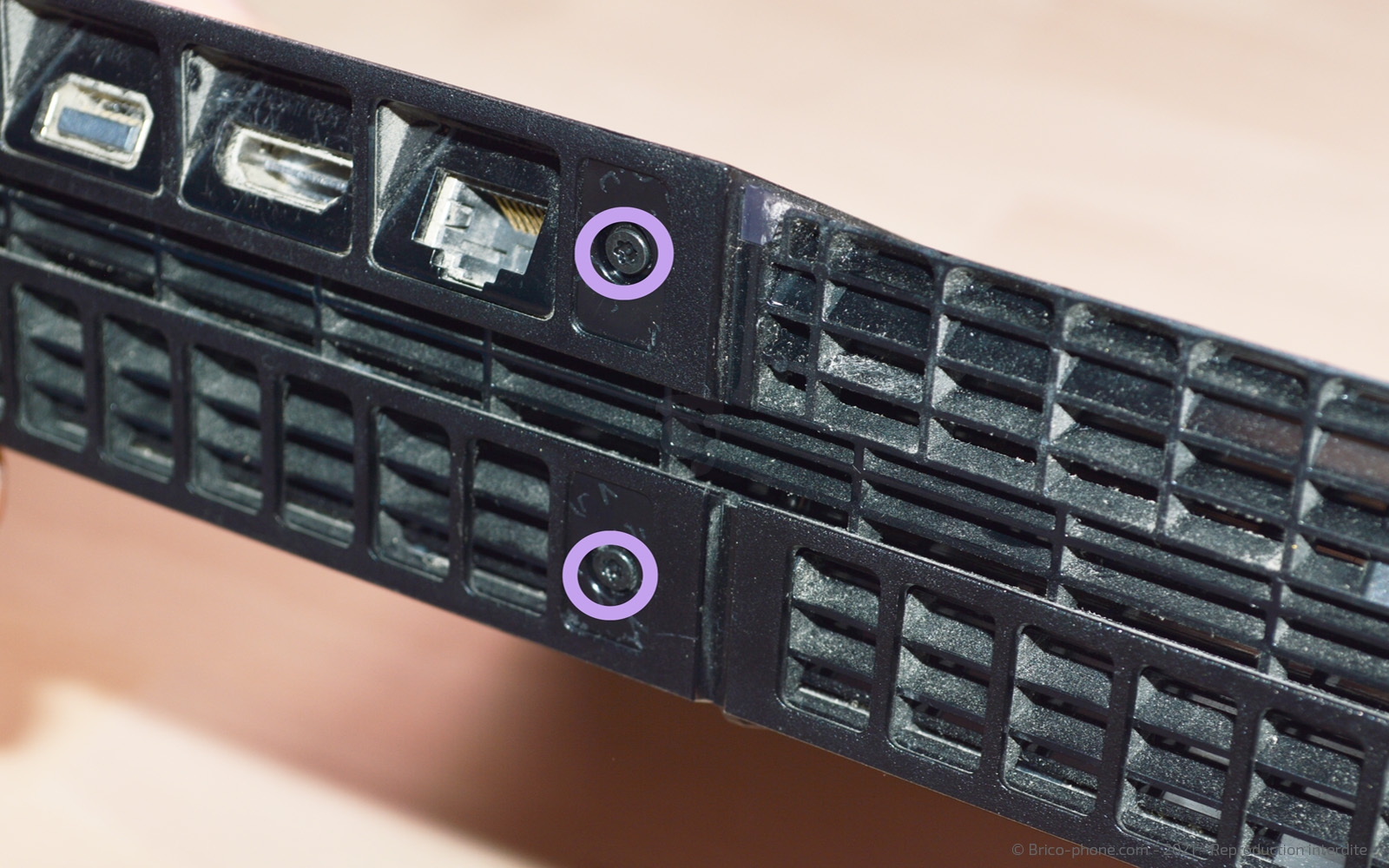 Changement du bloc d'alimentation sur Playstation 4 photo 3