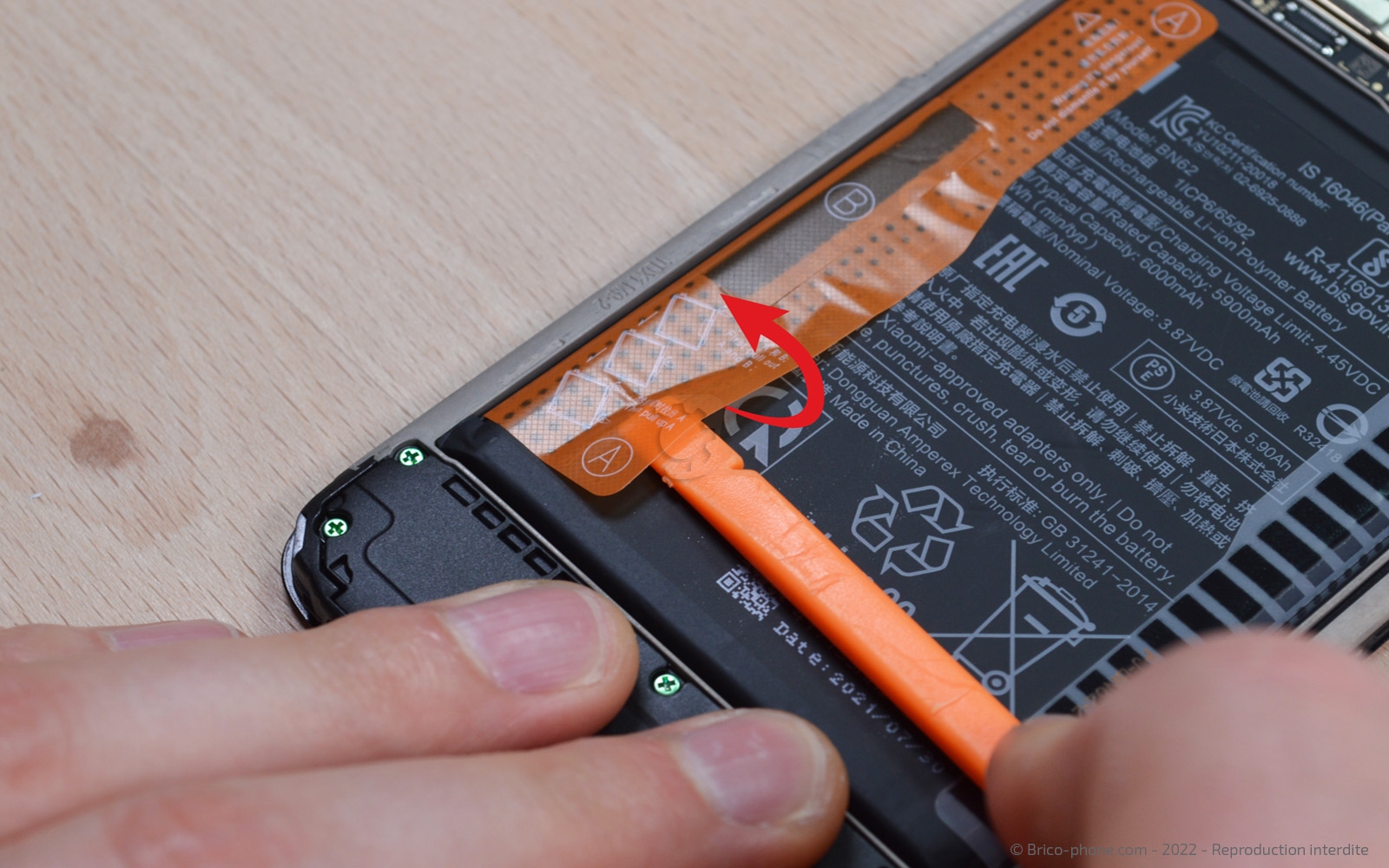 Changement de batterie sur Poco M3 photo 1