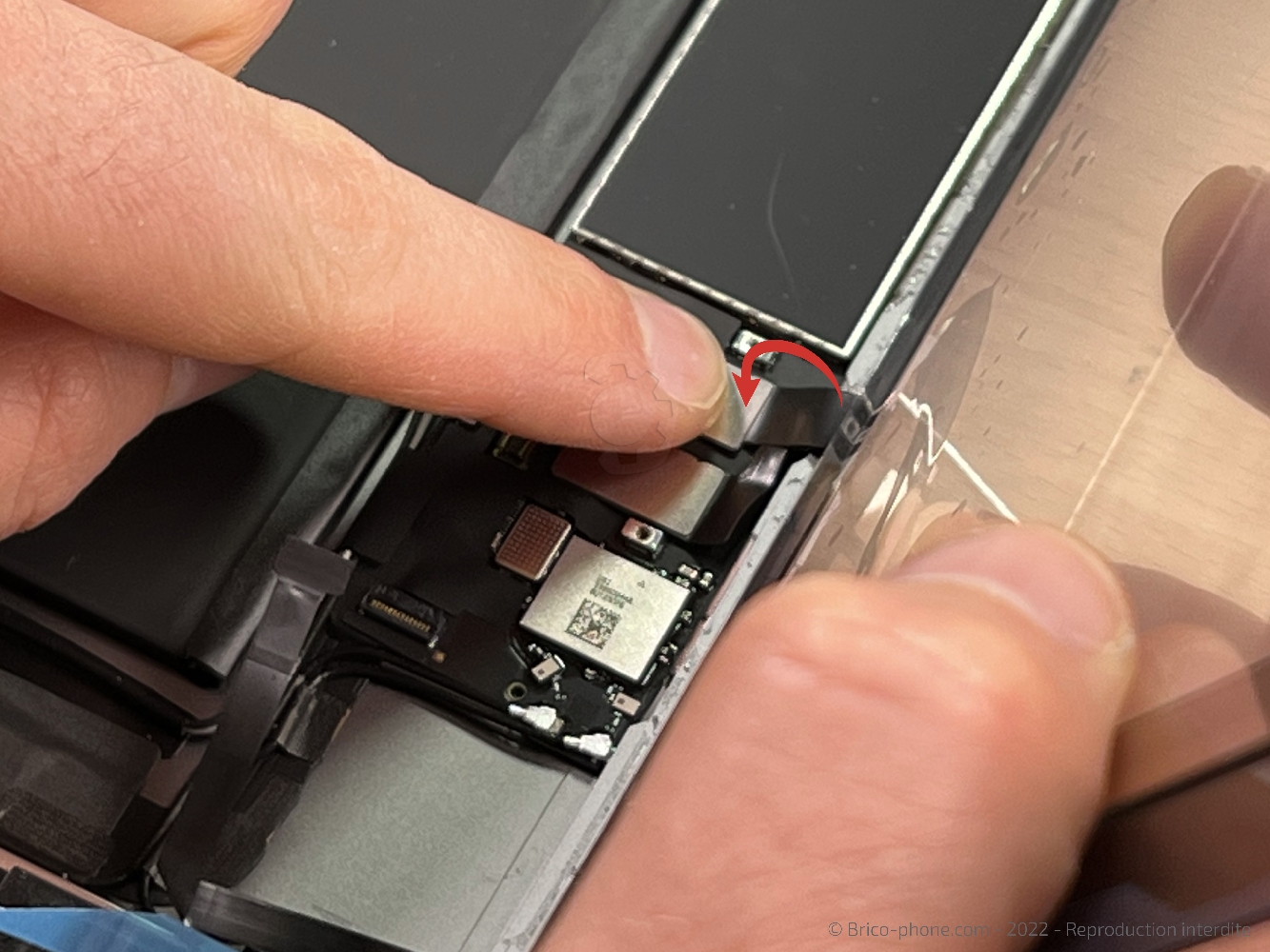 Changement de la vitre tactile sur iPad 9 2021 photo 2