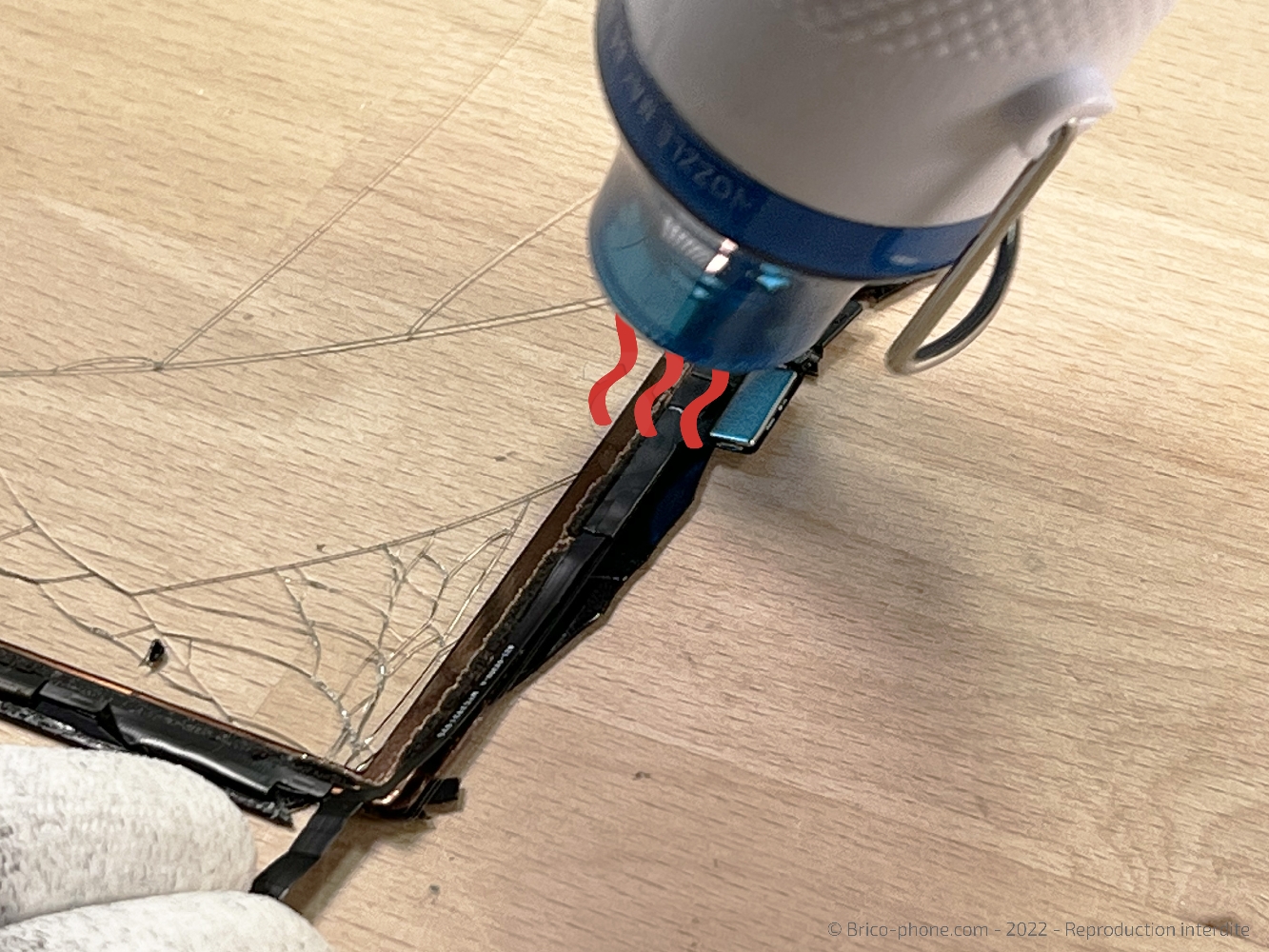 Changement de la vitre tactile sur iPad 9 2021 photo 4