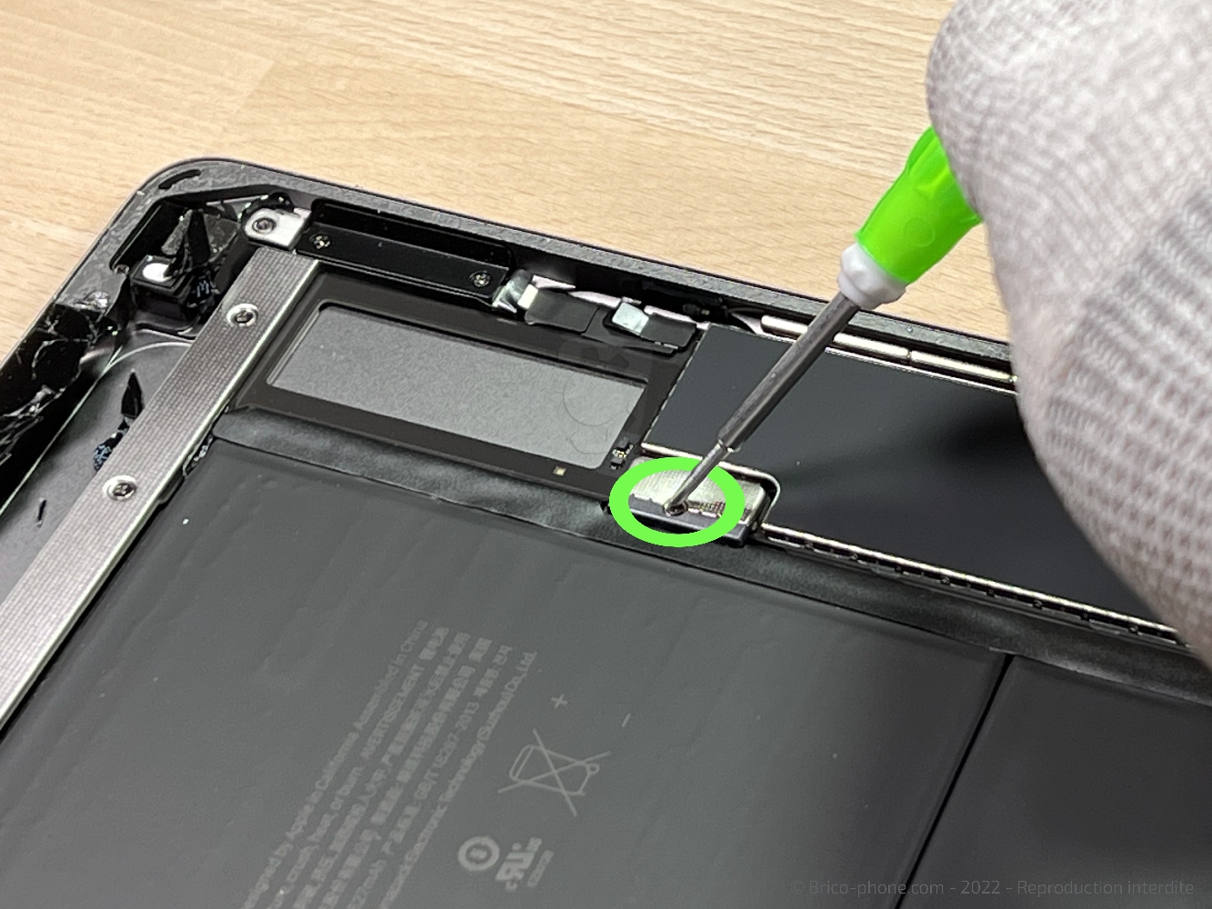Changement de la vitre tactile sur iPad 9 2021 photo 2