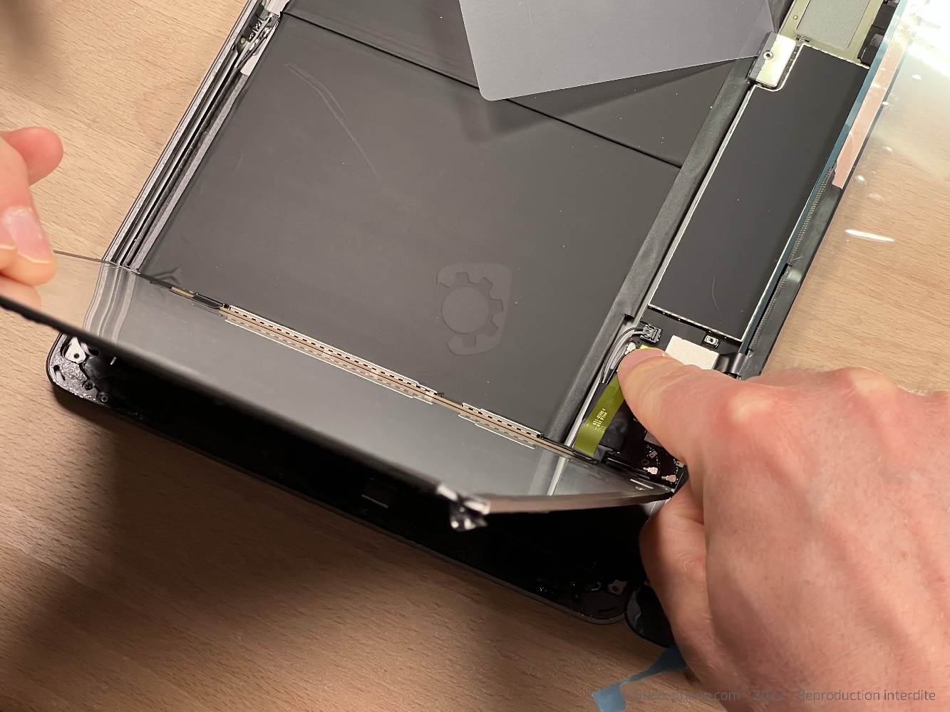 Changement de la vitre tactile sur iPad 9 2021 photo 1