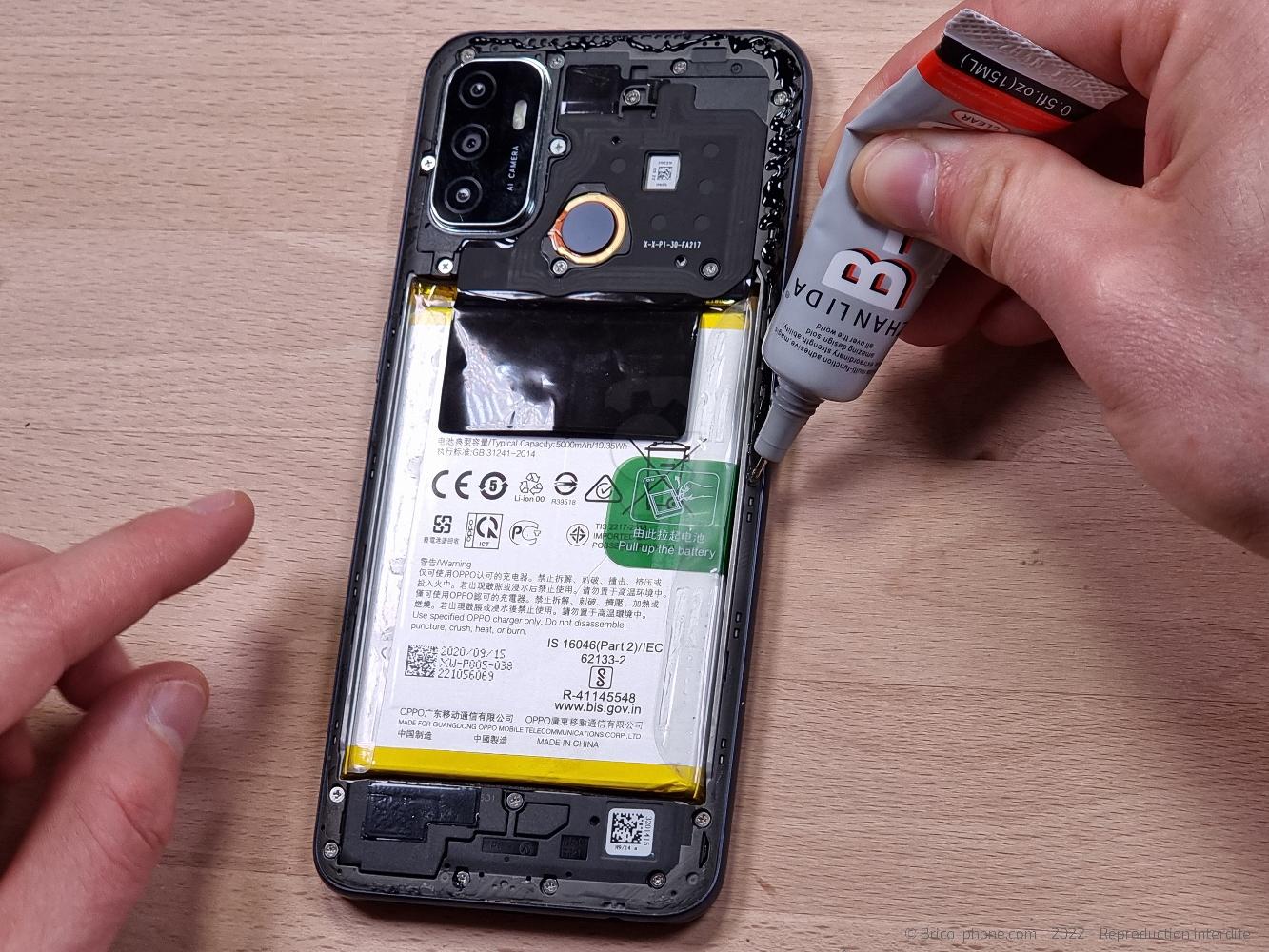 Changement de l'écran (vitre + LCD) sur A53S photo 2