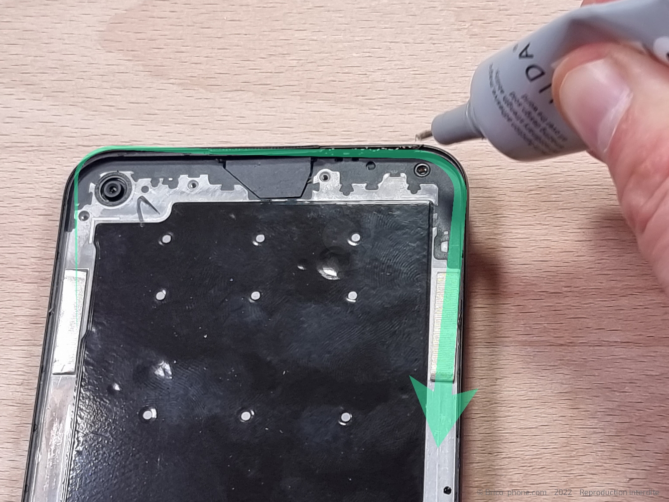 Changement de l'écran (vitre + LCD) sur A53S photo 1