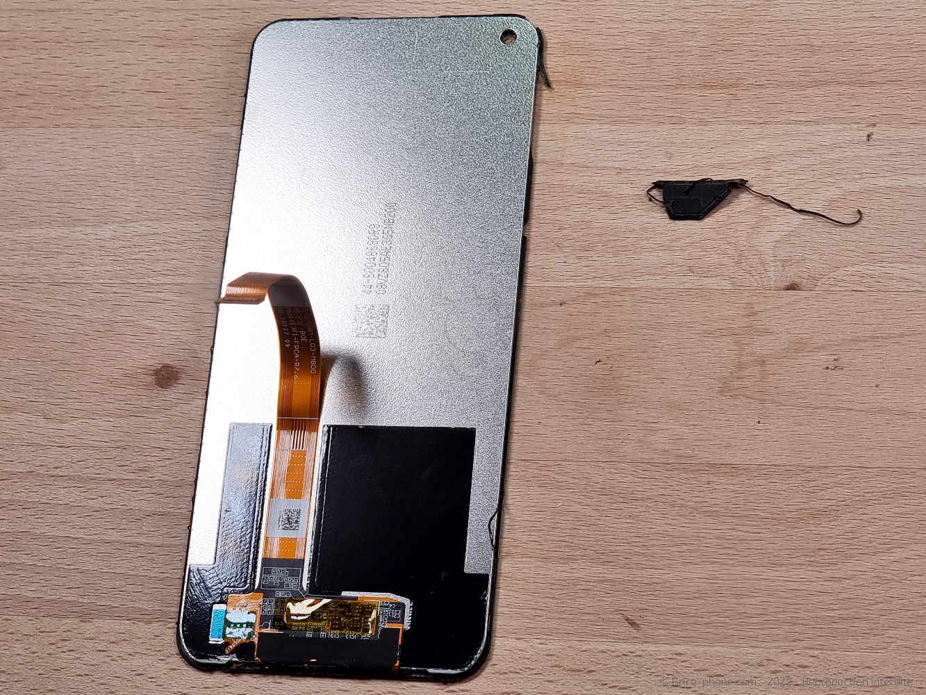 Changement de l'écran (vitre + LCD) sur A53S photo 4