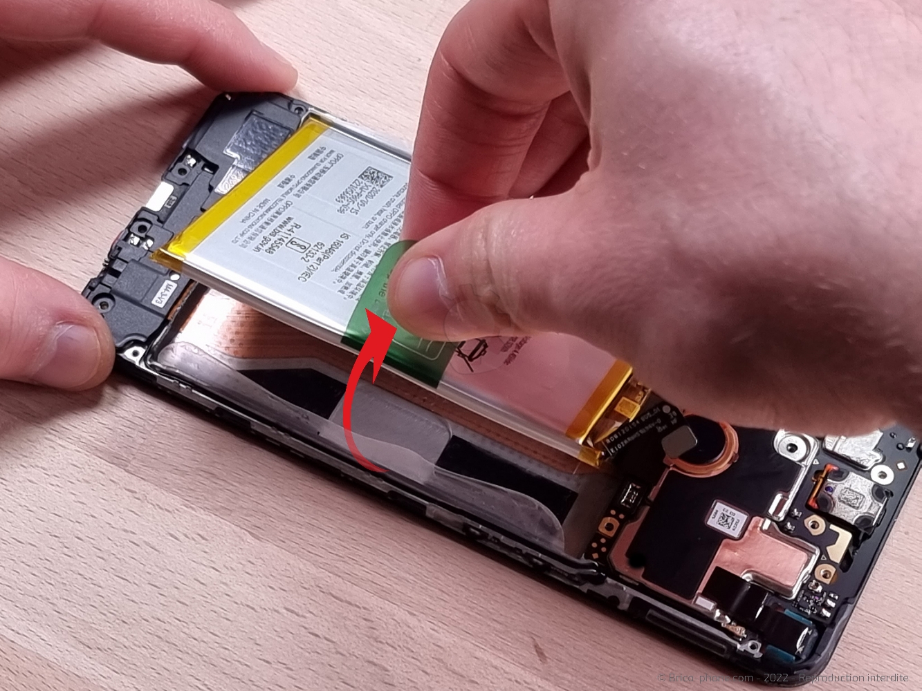 Changement de batterie sur A53S photo 3