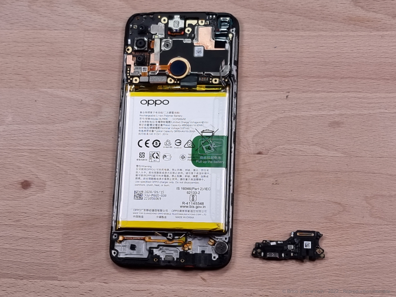 Changement du connecteur de charge sur A53S photo 3