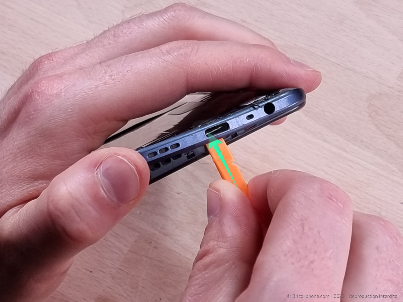 Changement du connecteur de charge sur A53S photo 2