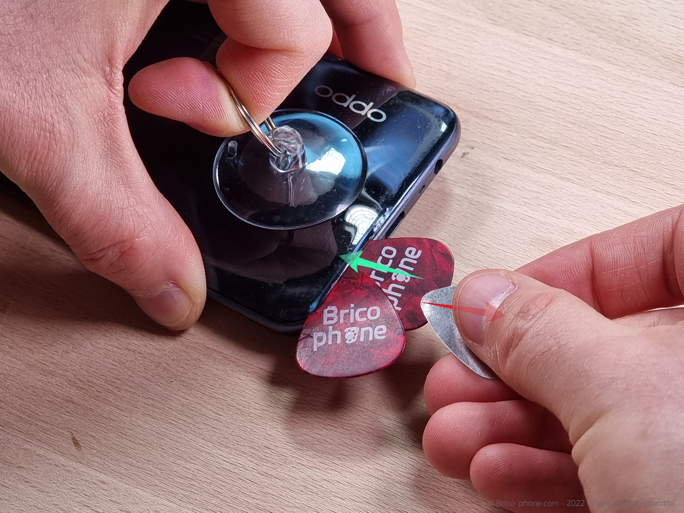 Changement de la vitre arrière sur A53S photo 2