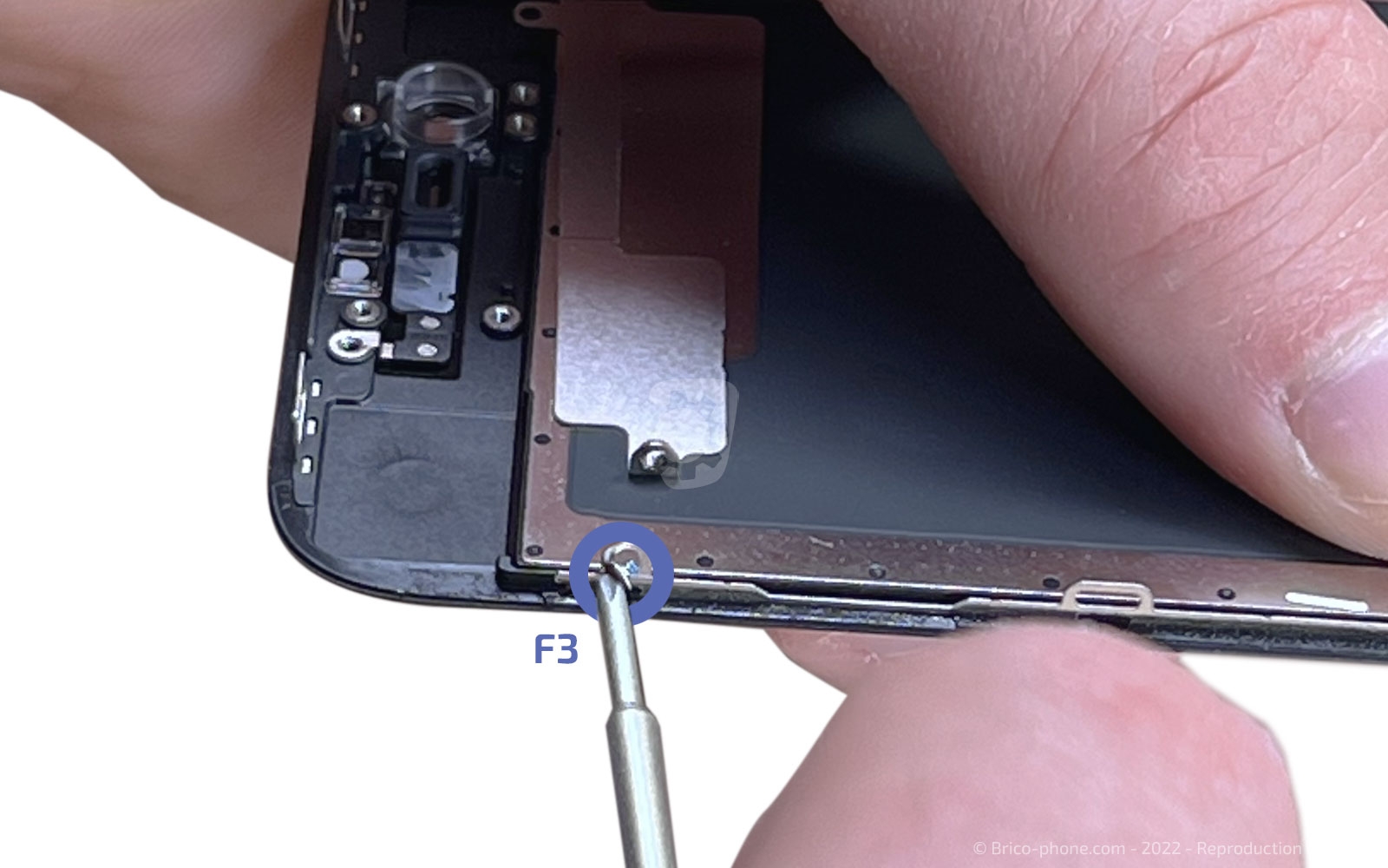 Démontage complet sur iPhone SE 2022 photo 1