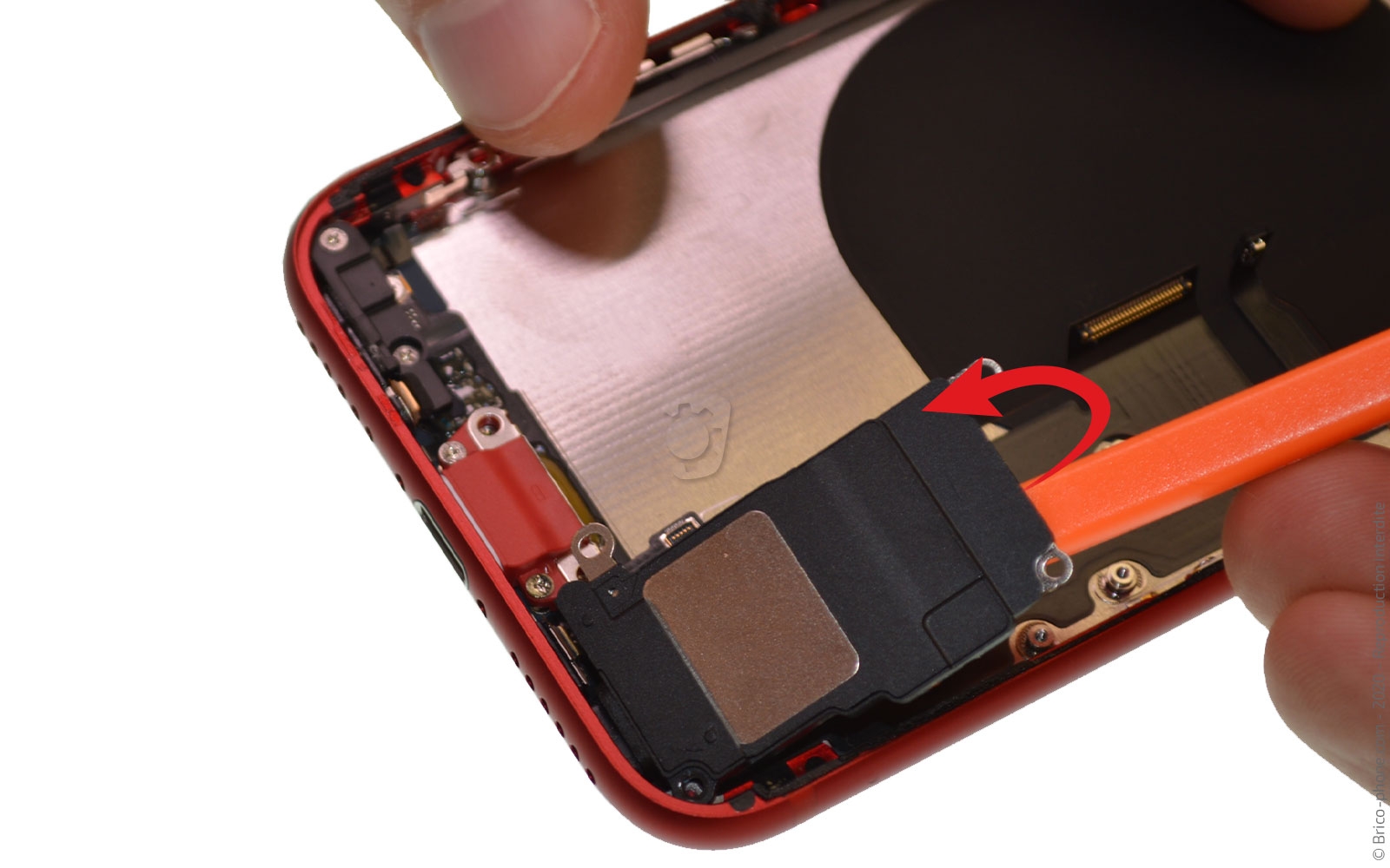 Démontage complet sur iPhone SE 2022 photo 2