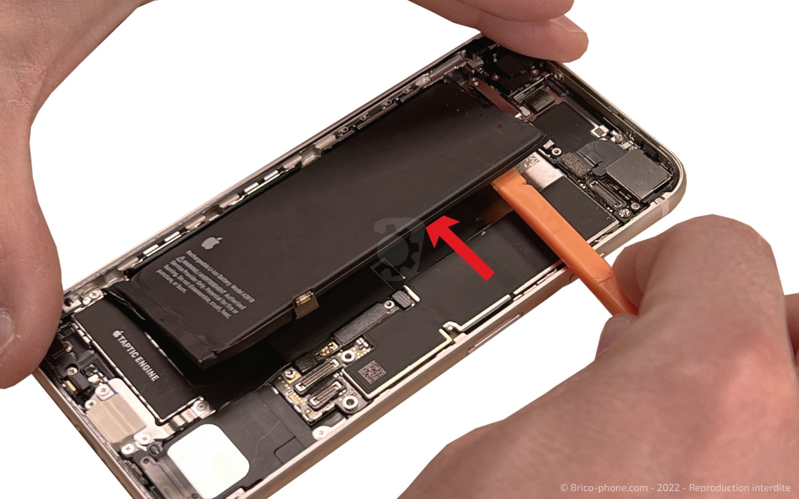 Remplacer la batterie  sur iPhone SE 2022 photo 3