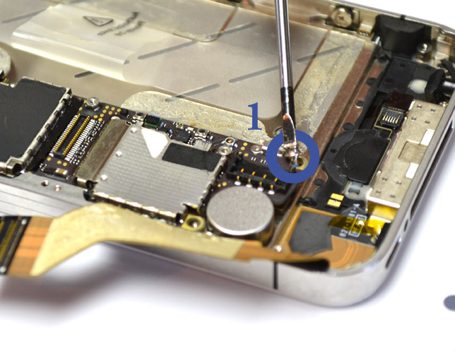 Changement du connecteur de charge sur iPhone 4S photo 1