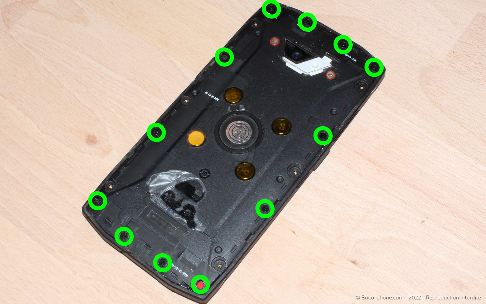 Comment changer la batterie sur Core-X4 photo 1