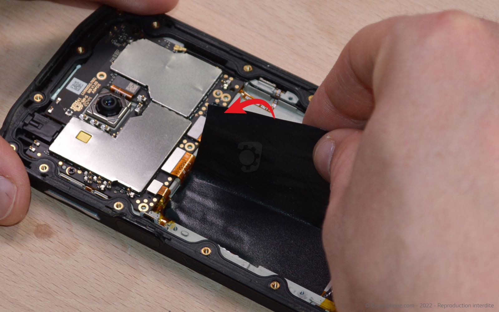 Comment remplacer le connecteur de charge sur Core-X4 photo 2