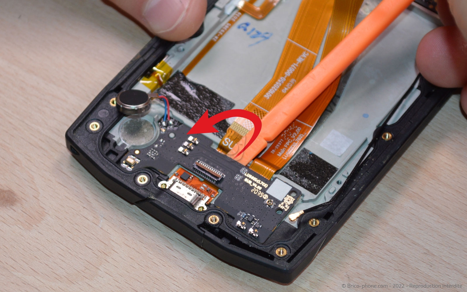 Comment remplacer le connecteur de charge sur Core-X4 photo 1