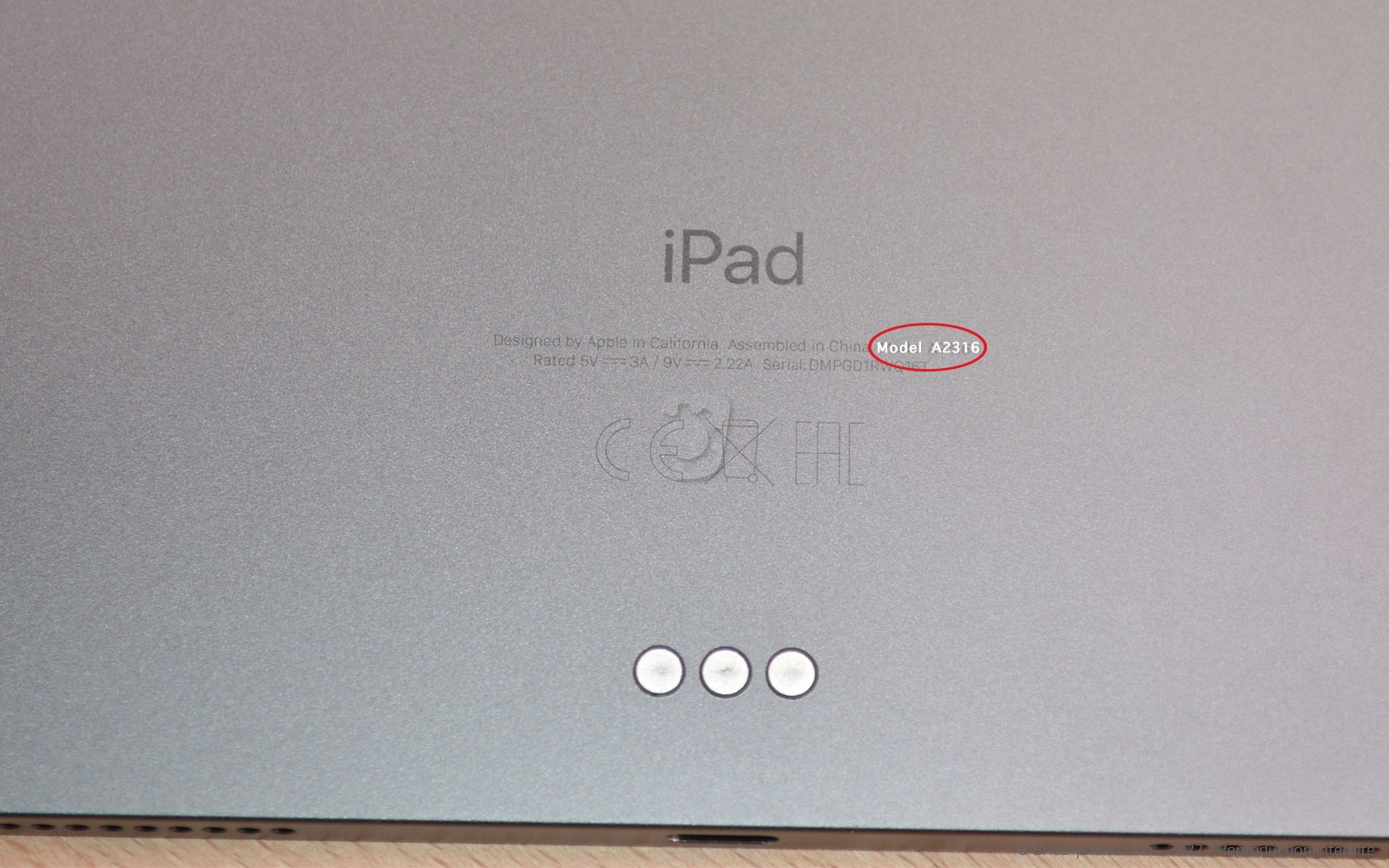 Comment changer l'écran  sur iPad Air 4 photo 1