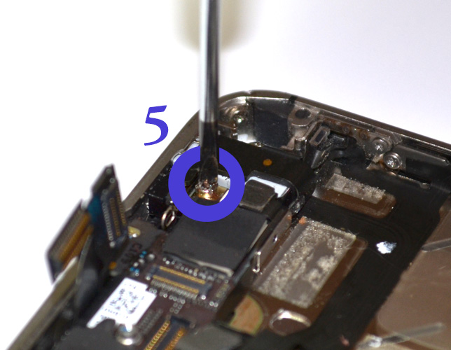 Changement de nappe bouton Power sur iPhone 4S photo 1