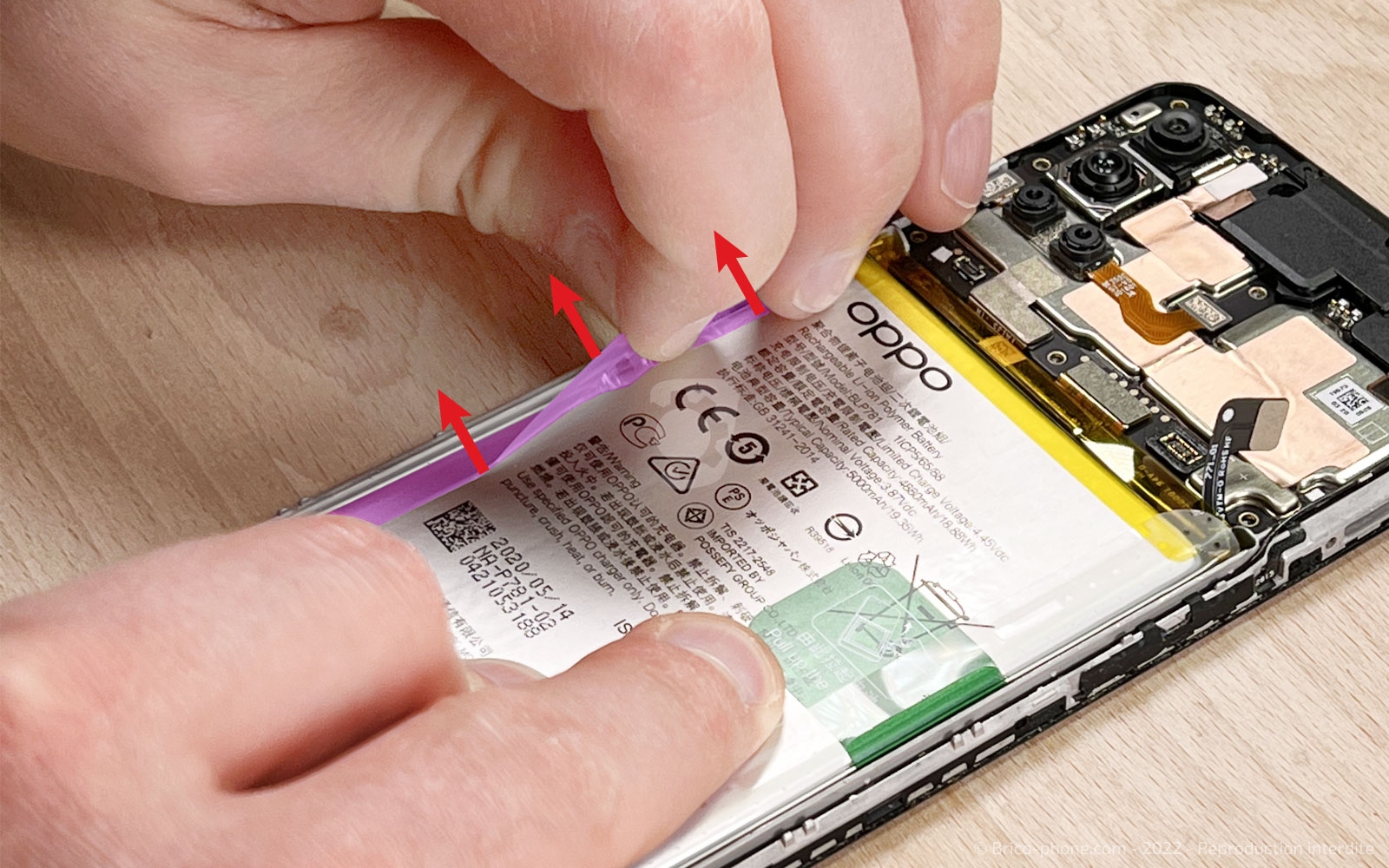 Comment changer la batterie du Oppo A72 ? sur A72 photo 1