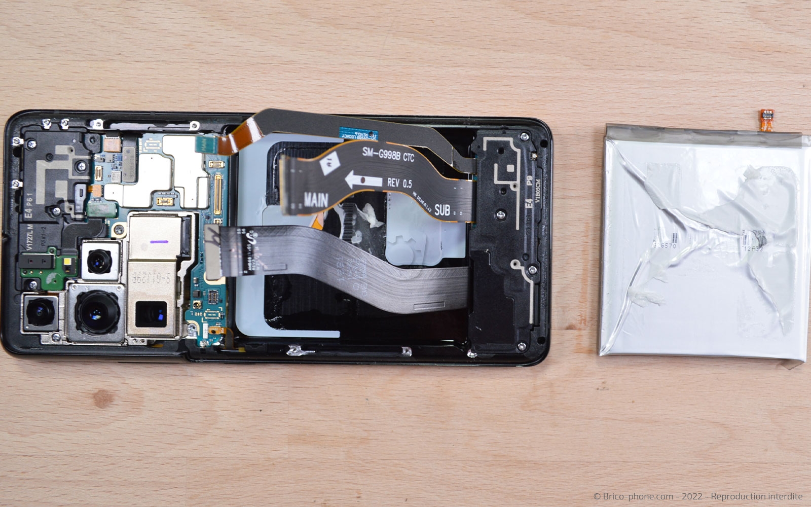 Comment changer la batterie sur Galaxy S21 Ultra photo 4