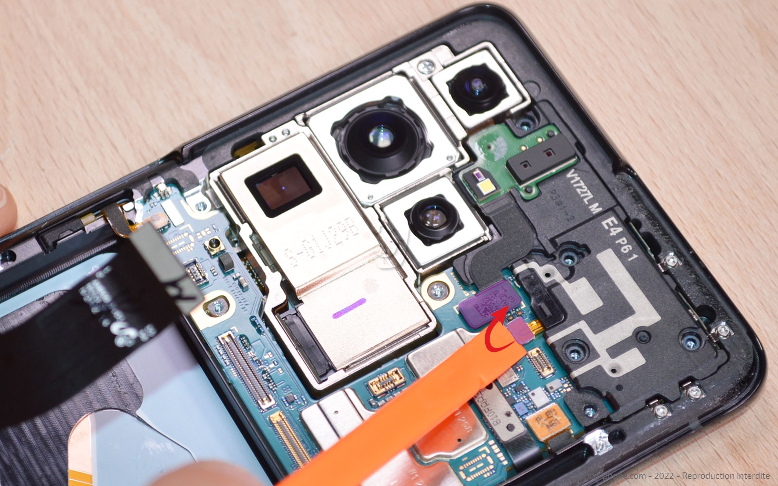 Comment changer le bloc écran sur Galaxy S21 Ultra photo 2