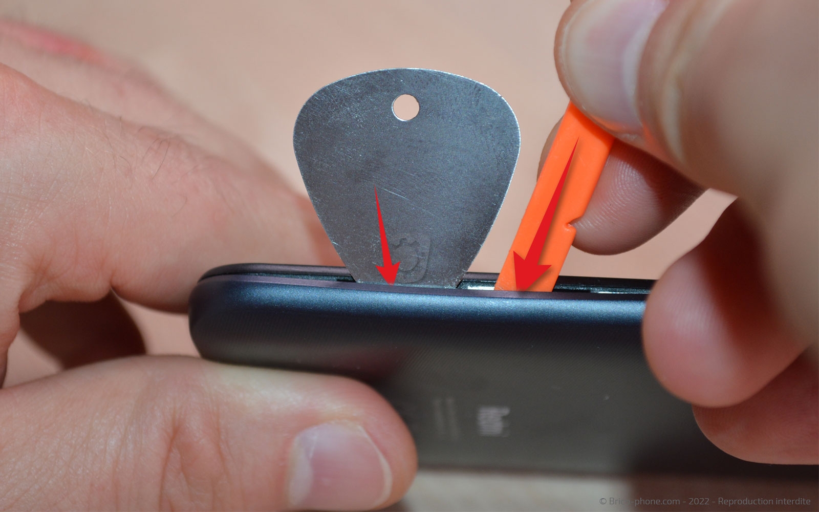 Comment changer la batterie sur Redmi 9 photo 2