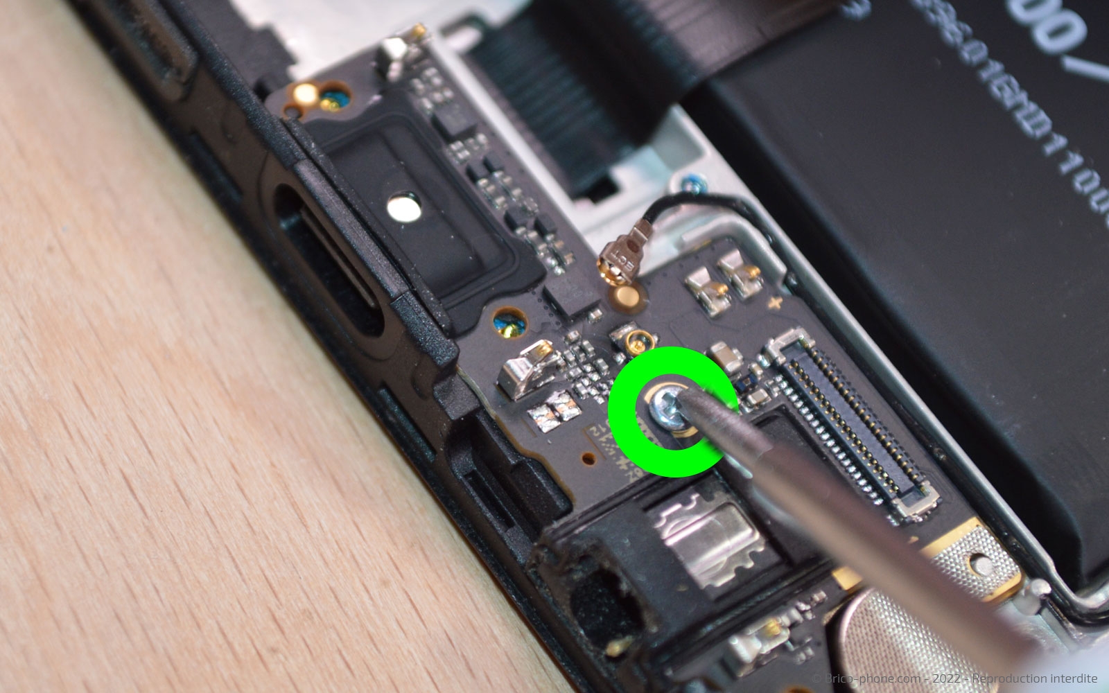 Comment changer le connecteur de charge sur Redmi 9 photo 3