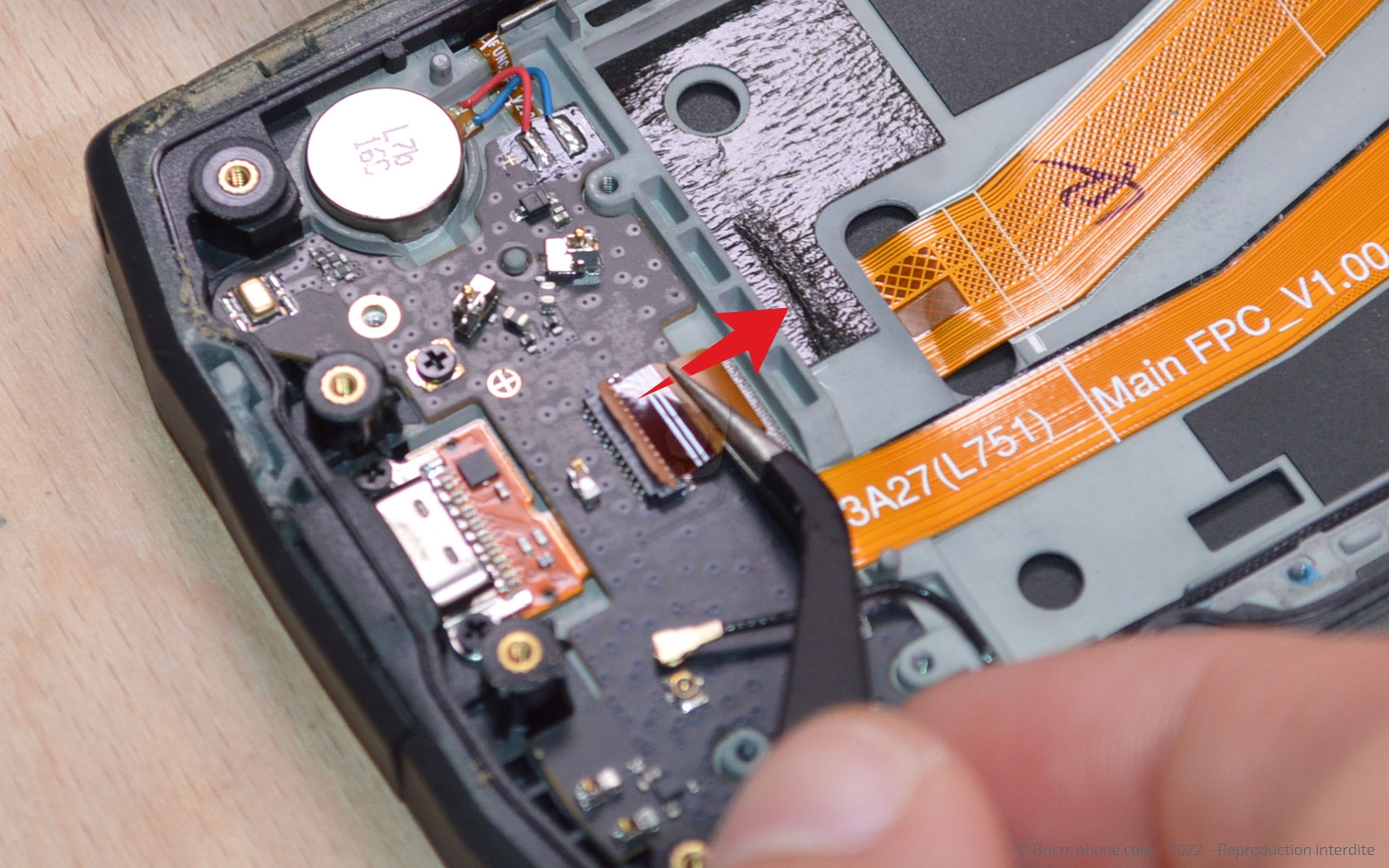 Comment changer le bloc écran sur Core-M5 photo 3