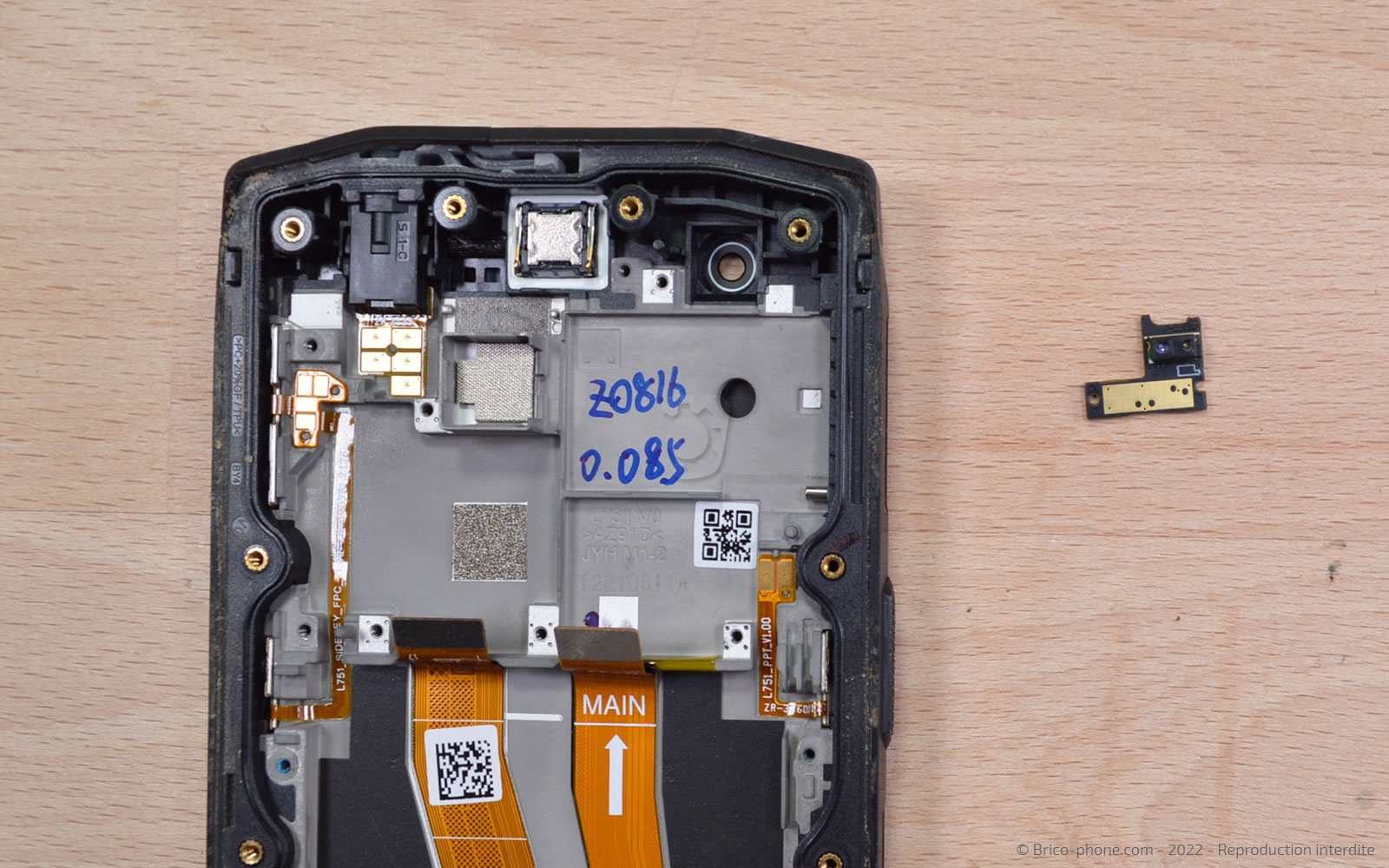 Comment changer le bloc écran sur Core-M5 photo 3