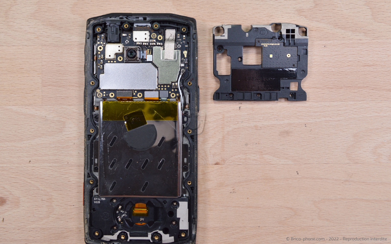 Comment changer la batterie sur Core-M5 photo 3