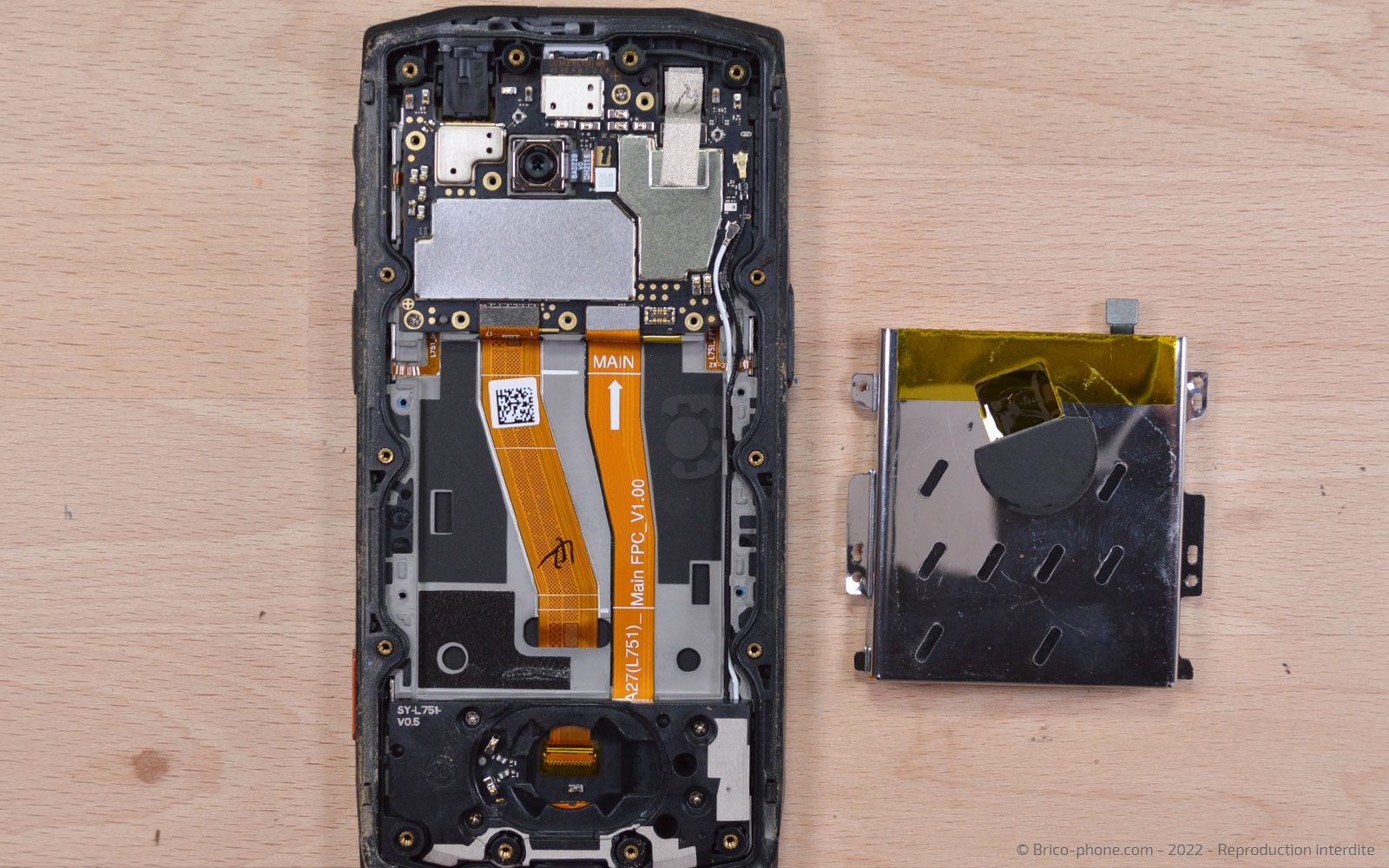 Comment changer le connecteur de charge sur Core-M5 photo 3