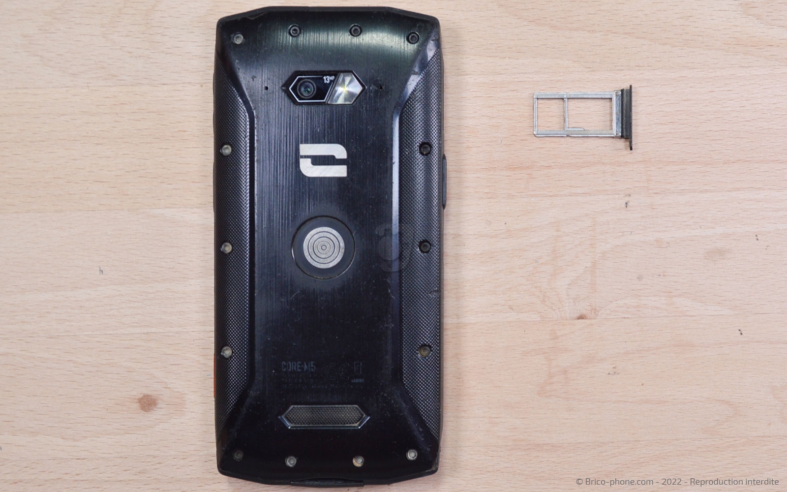 Comment remplacer la coque arrière sur Core-M5 photo 4