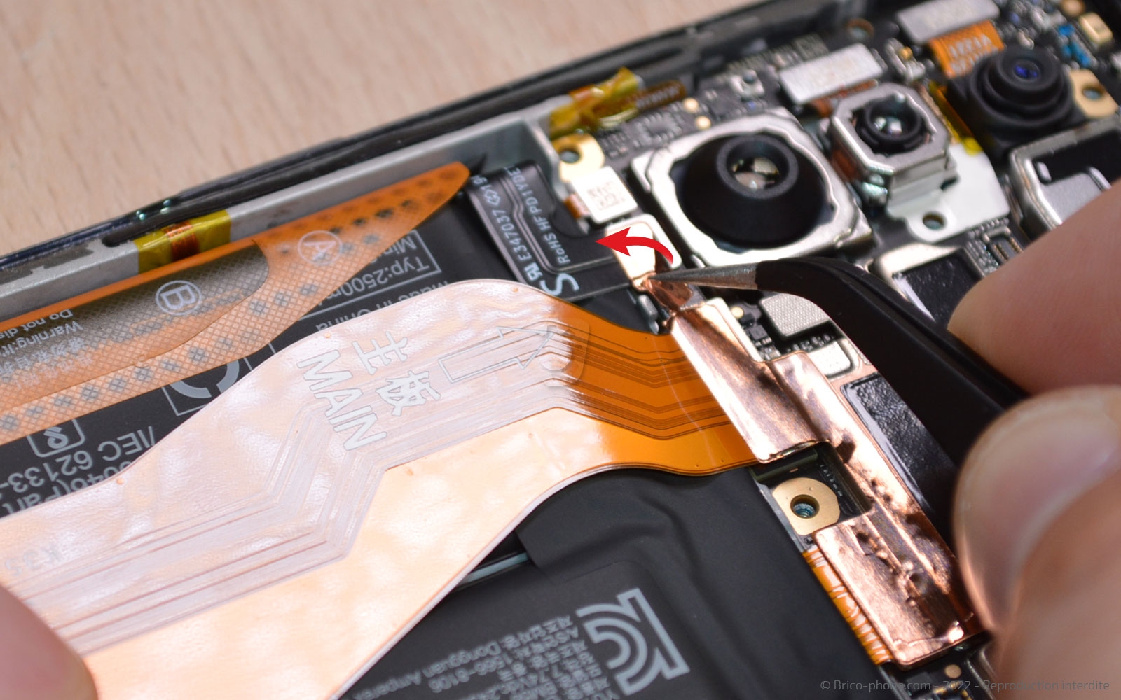 Comment changer le connecteur de charge sur 11T PRO photo 2