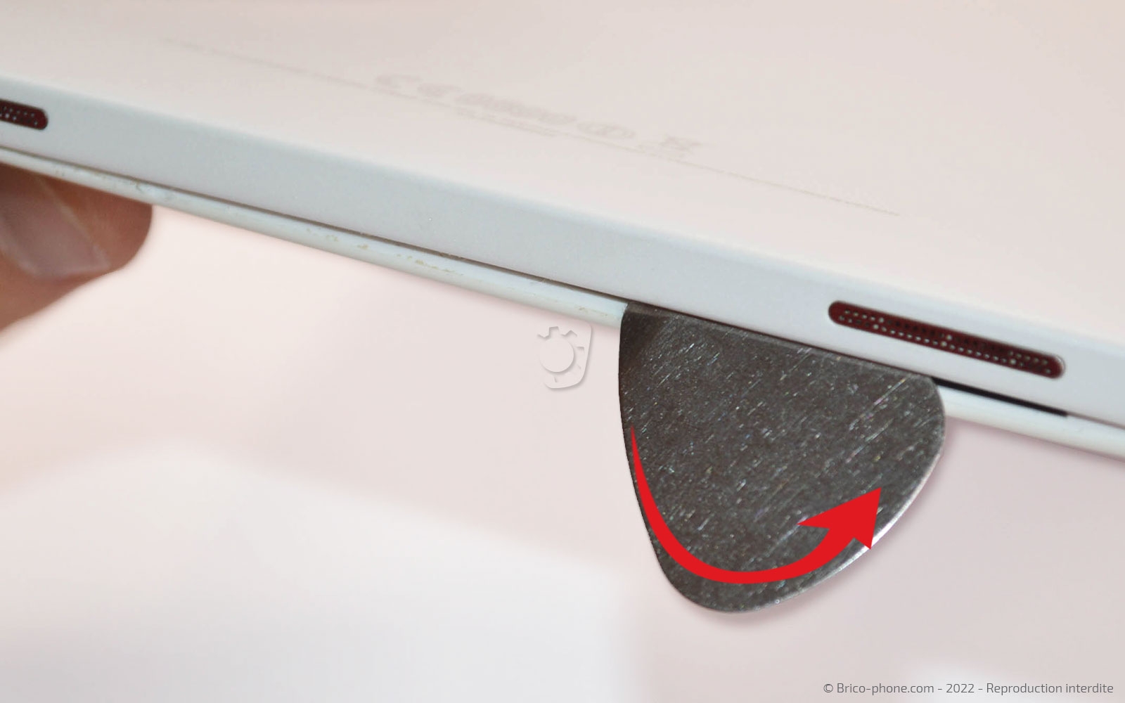 Comment changer la coque arrière sur Galaxy Tab A 10-1 2016 (SM-T580) photo 2