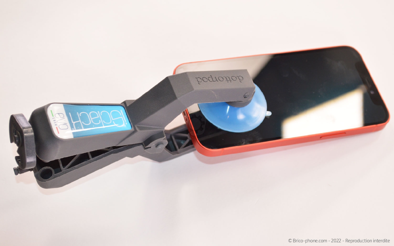 Remise à neuf sur iPhone 12 Mini photo 1