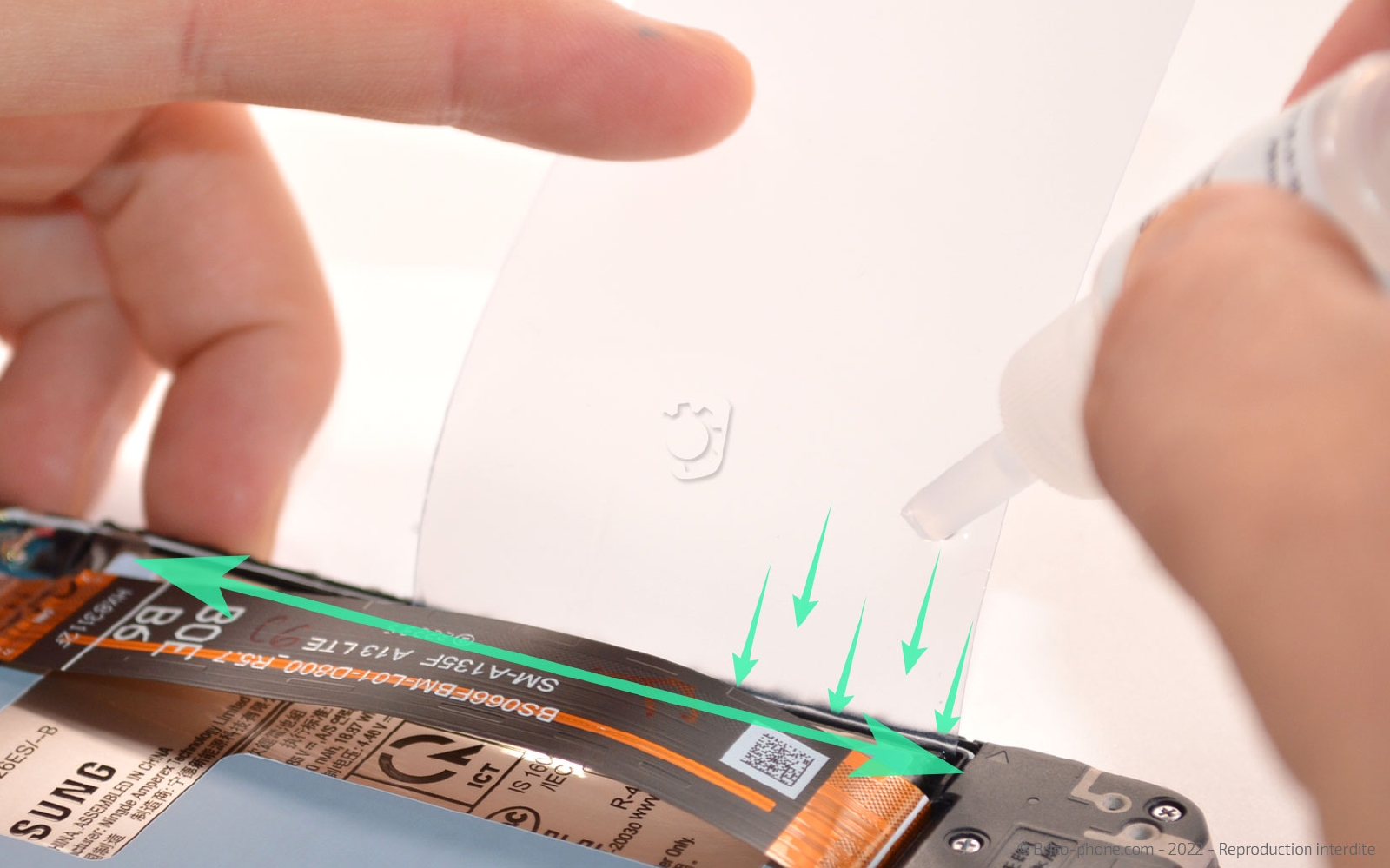 Comment changer le bloc écran sur Galaxy A13 photo 1