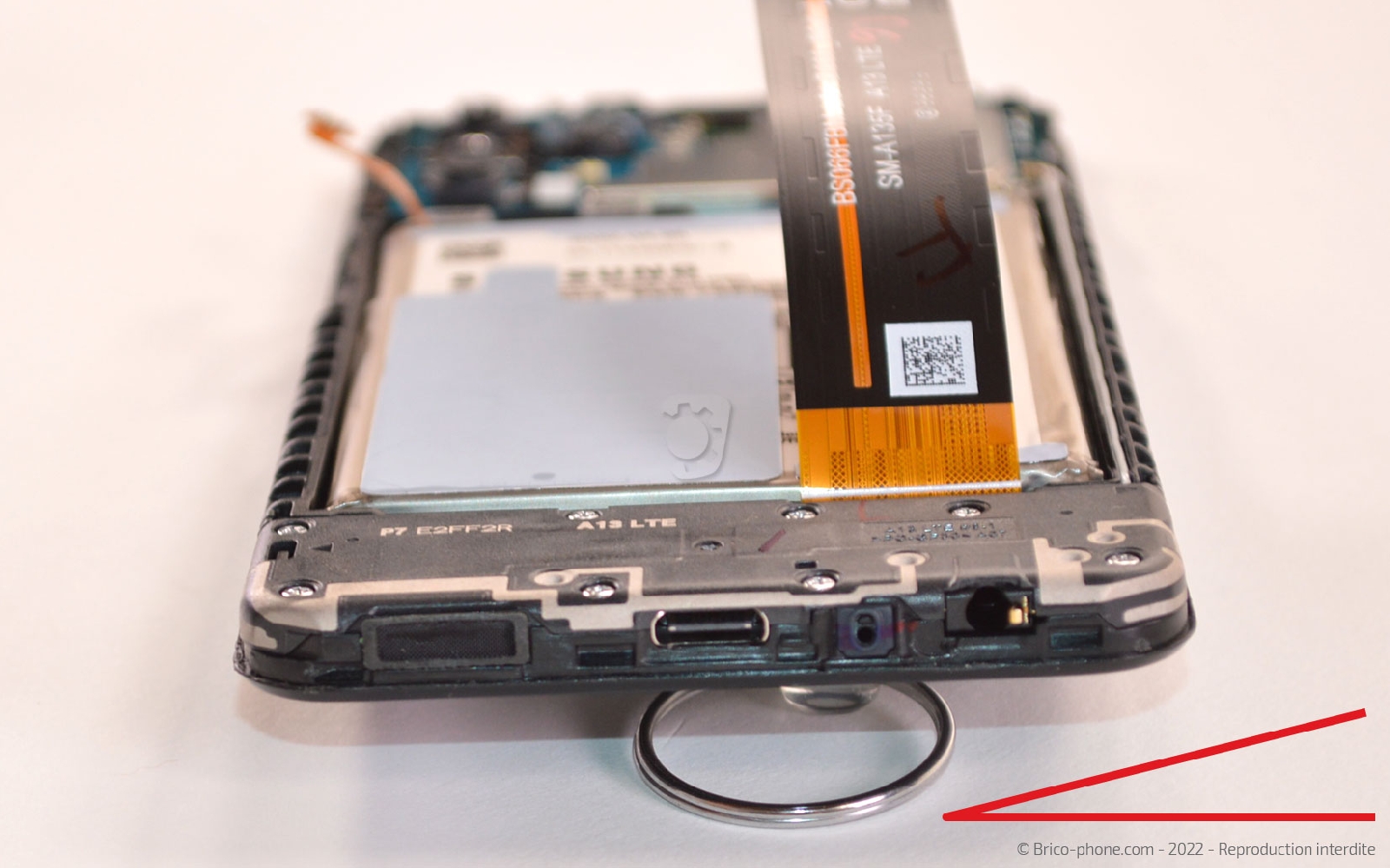 Comment changer le bloc écran sur Galaxy A13 photo 4