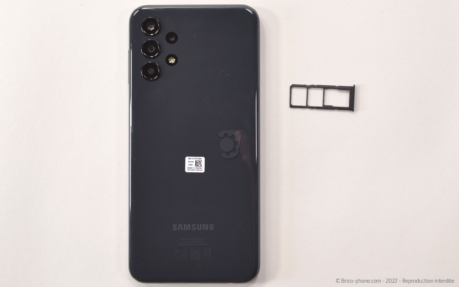 Comment remplacer le connecteur de charge sur Galaxy A13 photo 3