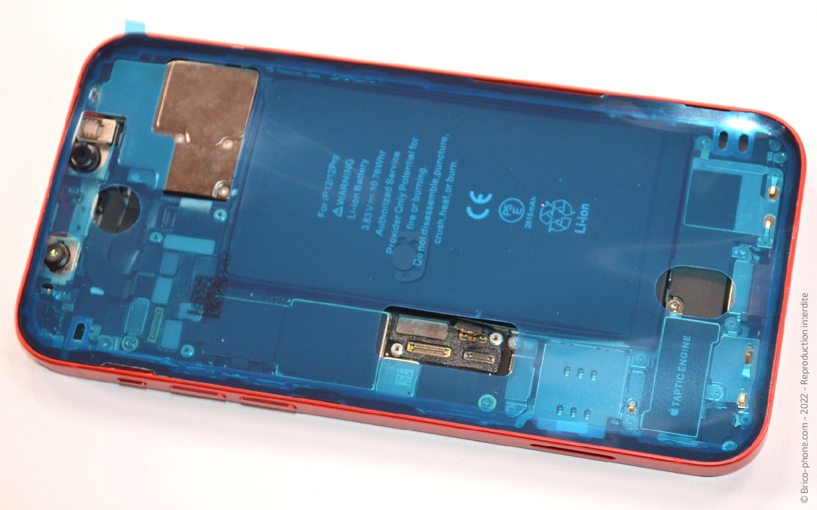 Comment remplacer la coque arrière sur iPhone 12 photo 2