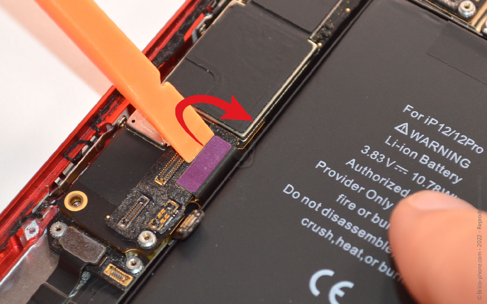 Comment remplacer la coque arrière sur iPhone 12 photo 2