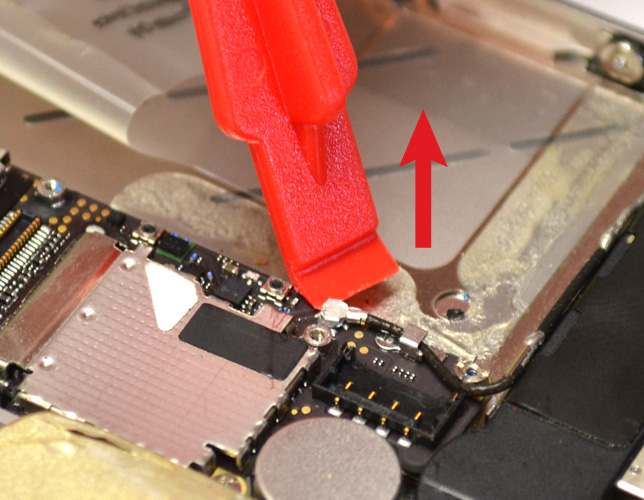 Changement d'antenne GSM sur iPhone 4S photo 1