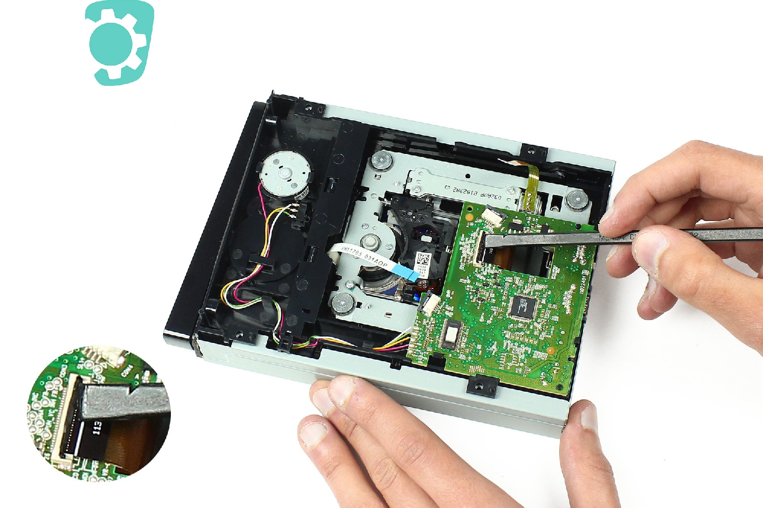 Bloc optique sur Xbox 360 Slim photo 2