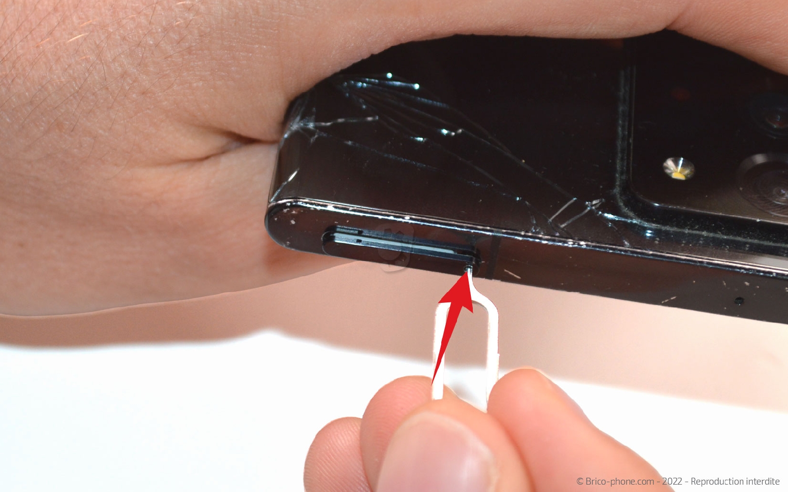 Comment changer le connecteur de charge sur Galaxy Note 20 Ultra 5G photo 3