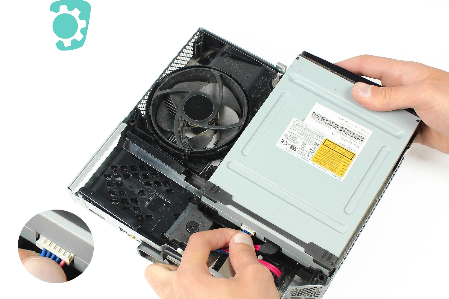 ventilateur sur Xbox 360 Slim photo 2